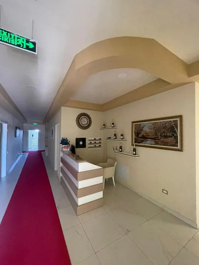 Grand Hotel Gjyshi Qerek